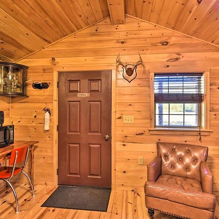 Rural Cabin Hideaway With Fire Pit And Mtn Views! Parsons Esterno foto
